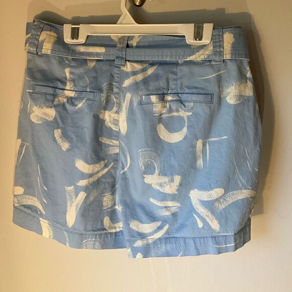 Light Blue and White Highrise Pleated Shorts With Tie Belt, 6 - Picture 12 of 14
